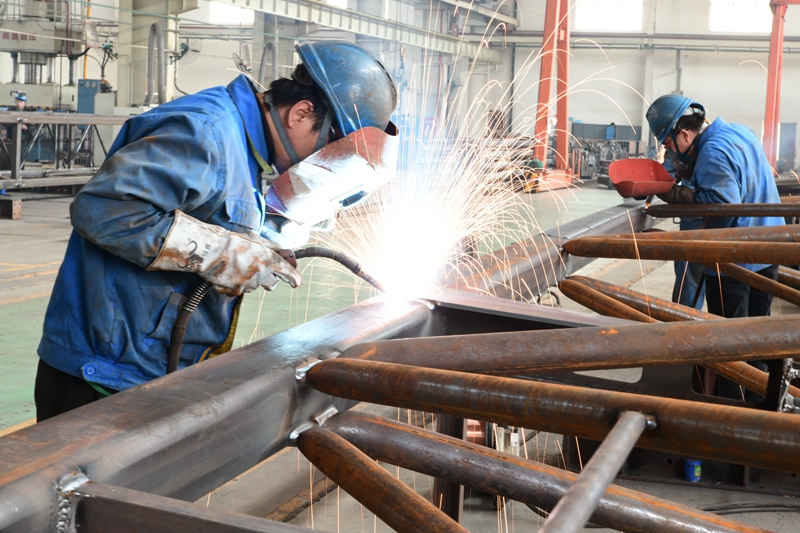 2021年5月七，陜建機(jī)股份舉辦為期6個(gè)月的“學(xué)黨史建功‘十四五’ 開(kāi)新局奮進(jìn)新征程”為主題的勞動(dòng)競(jìng)賽1_副本.jpg